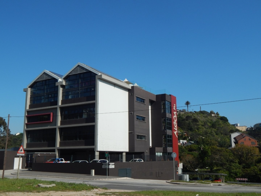 To Let commercial Property for Rent in South End Eastern Cape